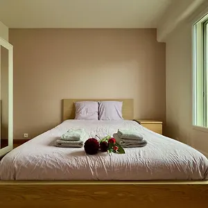  Appartement Grand A Deux Pas De La Vieille